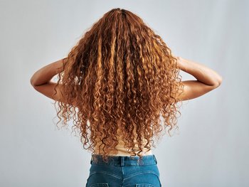 Best products for coloring curly hair - Garnier