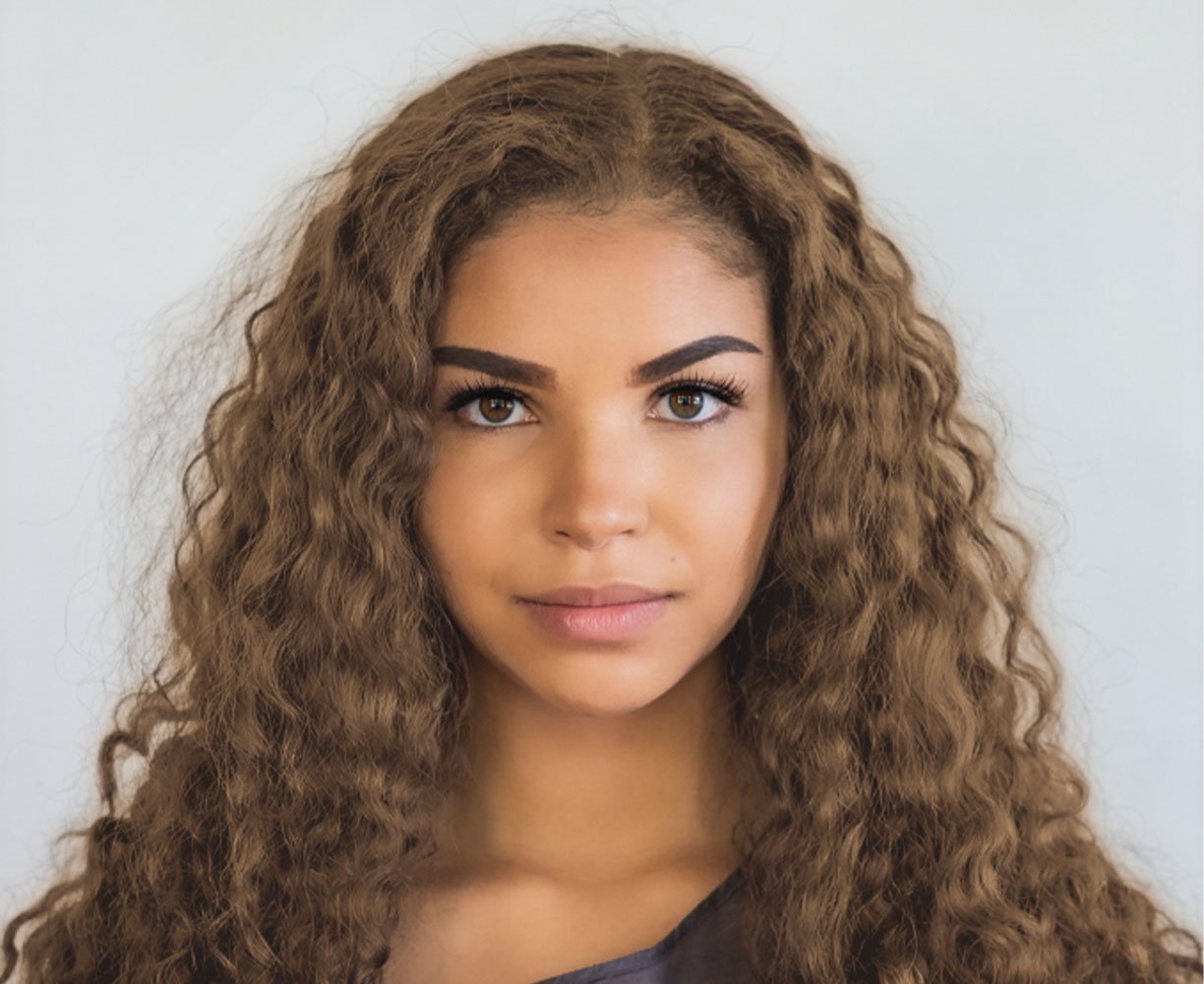 Los 20 colores de cabello castaño más populares para 2025 - Garnier, image size:1224x1000