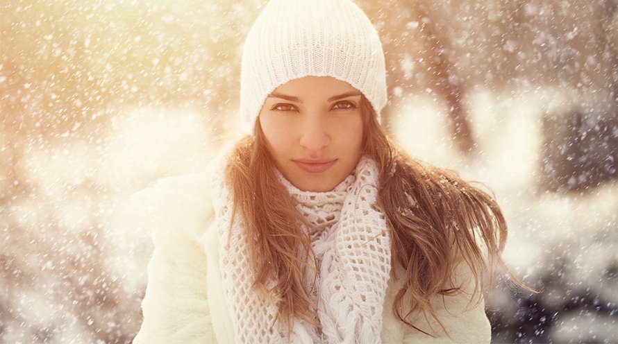 Garnier Hair Color Woman with Long Brown Hair in Winter