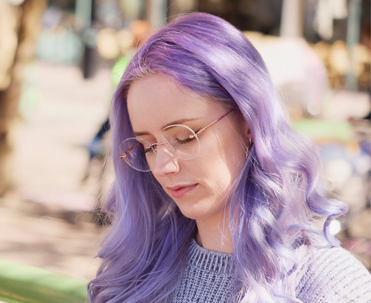 marcas de tintes para el cabello morado oscuro