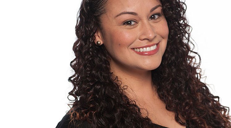 How To Get Perfect Curls Curly Hair Care Tips Garnier