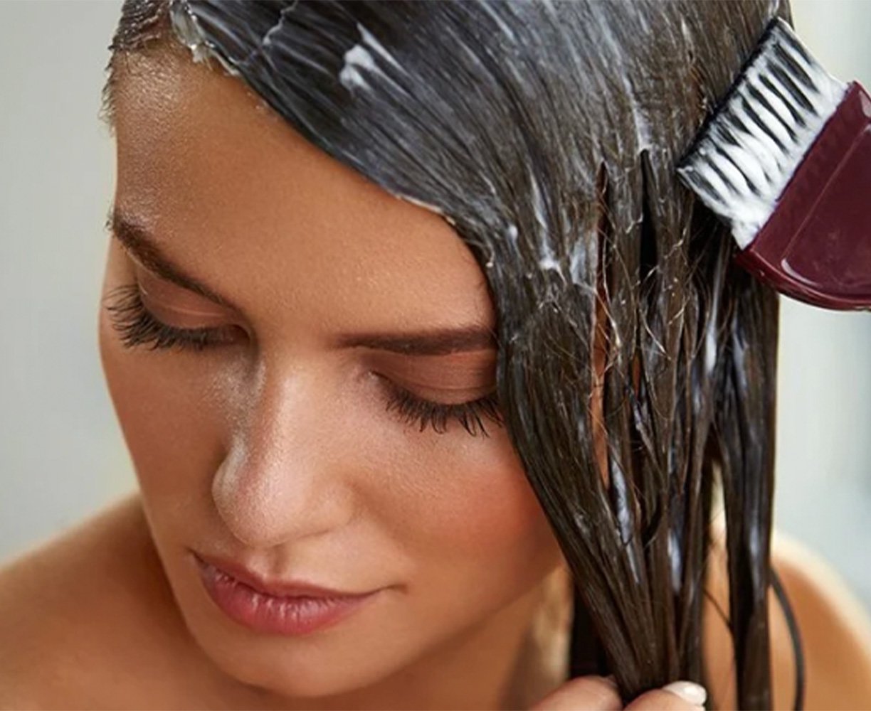 Learn How to Straighten Hair with or without Heat Garnier