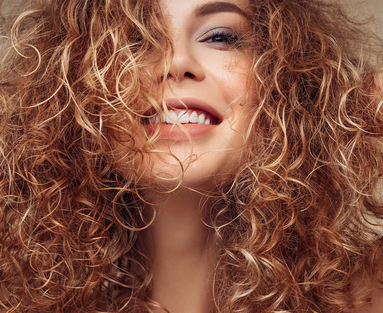 Fortalece el cabello y minimiza el quiebre