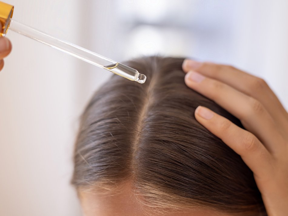 What Are Ceramides for Hair? Ceramide Benefits - Garnier