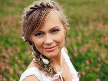 Dutch braids hairstyle Garnier