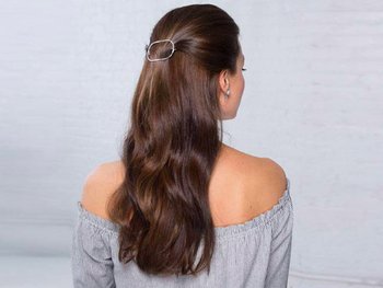 Shadow roots, hairstyle Garnier