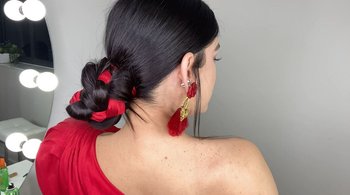 Low bun hairstyle garnier