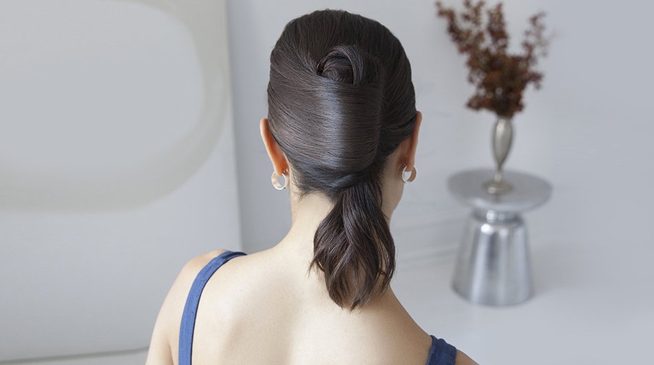 Sleek Inverted French Twist Hairstyle Prom Hairstyle Tips Garnier