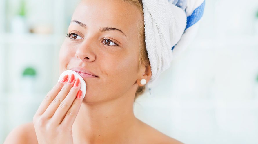 Learn 5 skin care routine changes with 5 big results - Garnier SkinActive