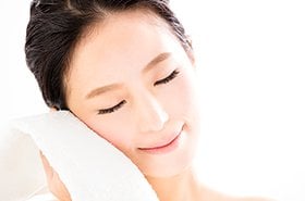 6 products for sensitive skin - Garnier SkinActive