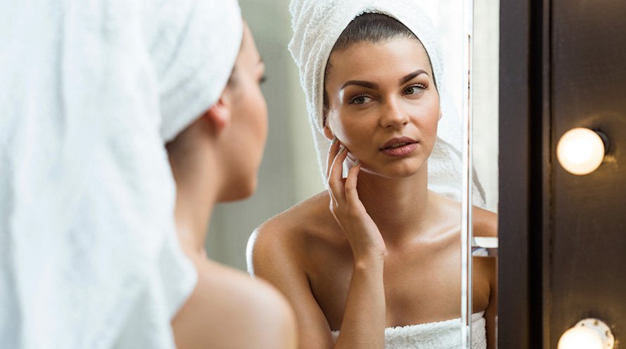 Are oil-free products only for oily skin - Garnier SkinActive