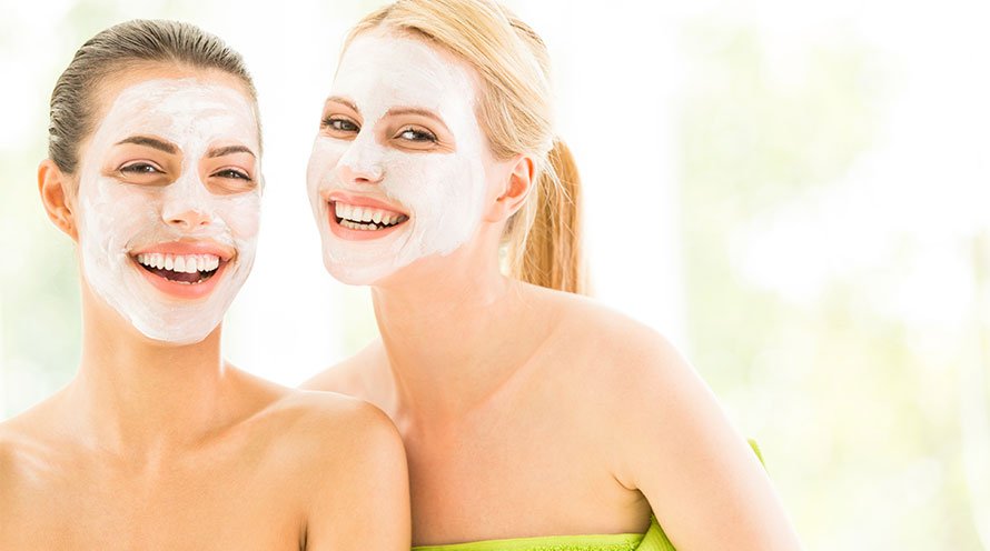 Facial face outlet mask at home