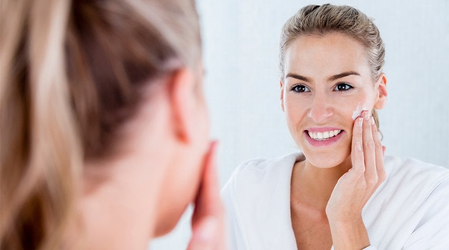 Oil-free makeup removers - Garnier SkinActive