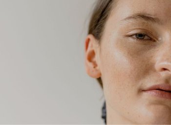 What makes a face scrub gentle - Garnier