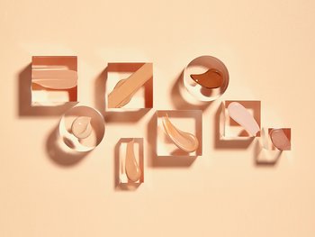 Various shades of BB cream are displayed in square frames.
