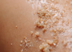 How to Exfoliate Without Damaging Skin - Garnier