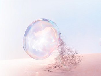 Zoom in shot of a micelle sphere graphic - Garnier