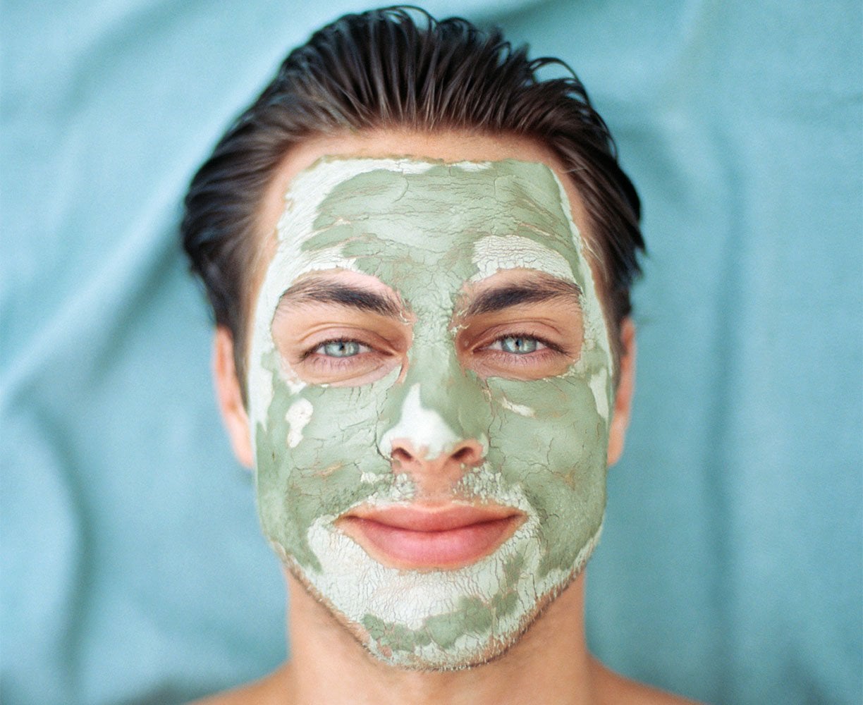 Utiliza una mascarilla de arcilla secante