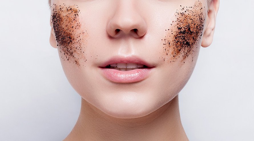 Hair expert shares why you should ALWAYS wash glitter and