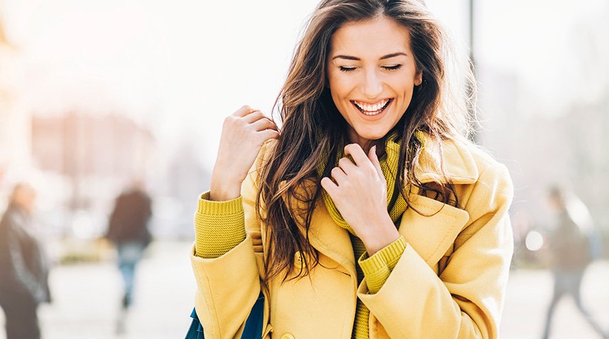 What do women with perfect skin always do - Garnier SkinActive