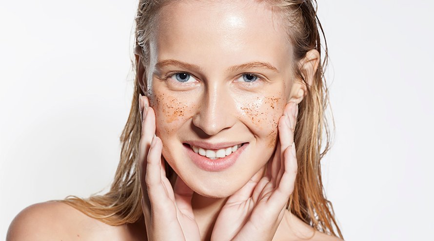 What makes a scrub gentle - Garnier SkinActive