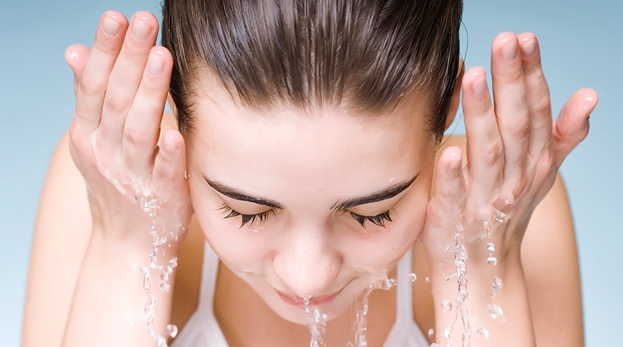 Which Face Wash Is Best - Skin Care - Garnier