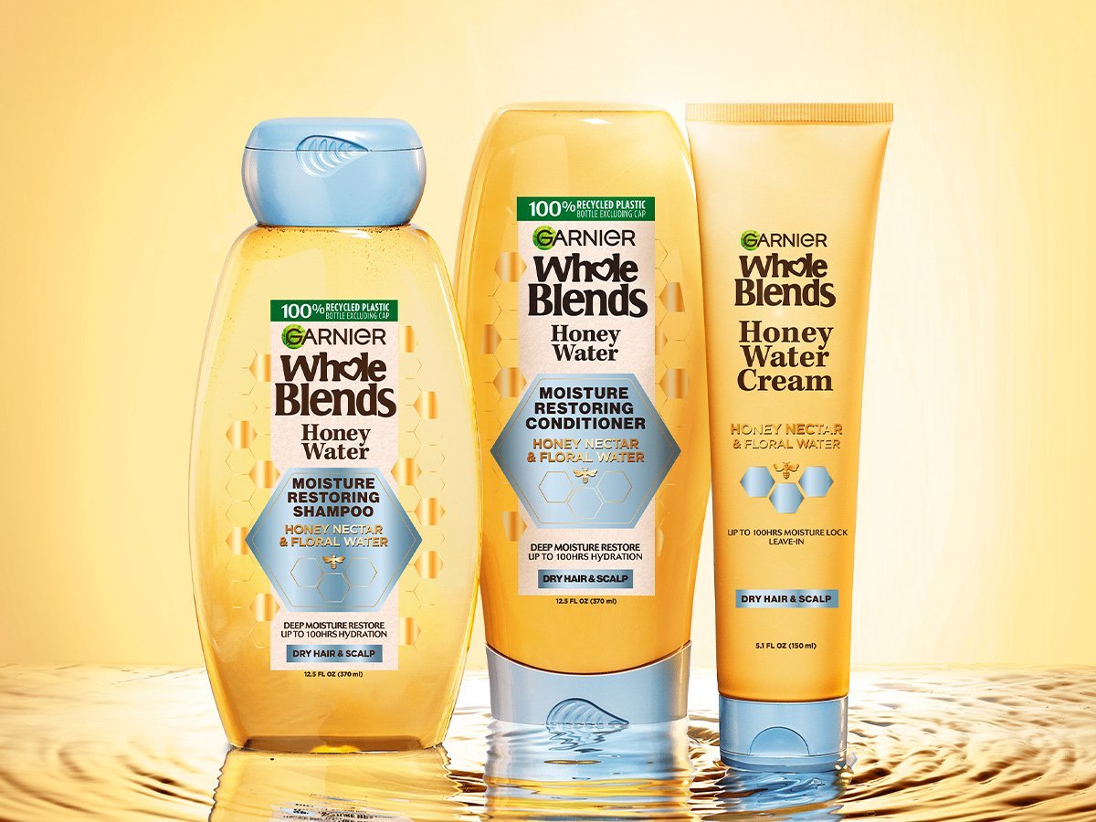 Whole Blendsシャンプーコンディショーナー Garnier Whole Blends Coconut Oil Smoothing Shampoo for
