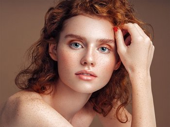 At-Home Auburn Hair Color - Garnier