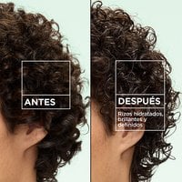 Before and after comparison: dry, frizzy hair transformed into moisturized, shiny, defined curls using Garnier Fructis Curl Shine Conditioning Jelly.