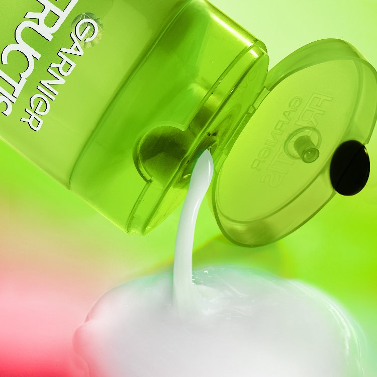 Fructis Color Shield Shampoo texture shot