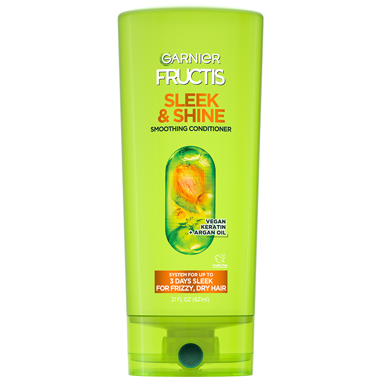 Front of Pack of Fructis Sleek & Shine Conditioner
