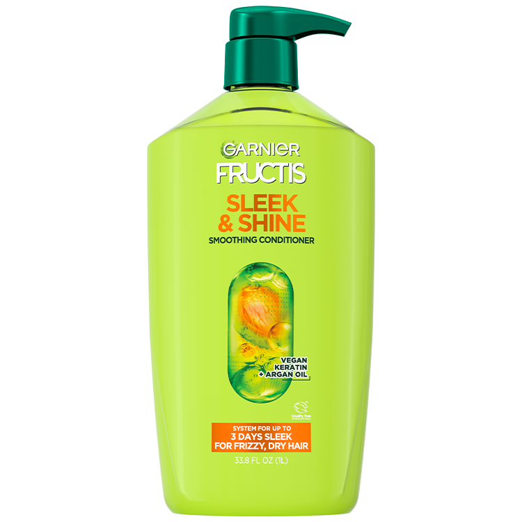 Front of Pack of Fructis Sleek & Shine Conditioner