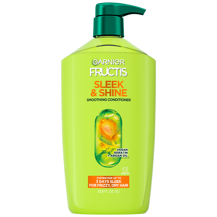 Front of Pack of Fructis Sleek & Shine Conditioner
