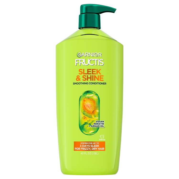 Front of Pack of Fructis Sleek & Shine Conditioner
