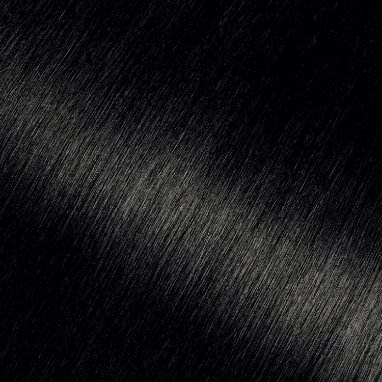 Close-up swatch of Garnier Olia