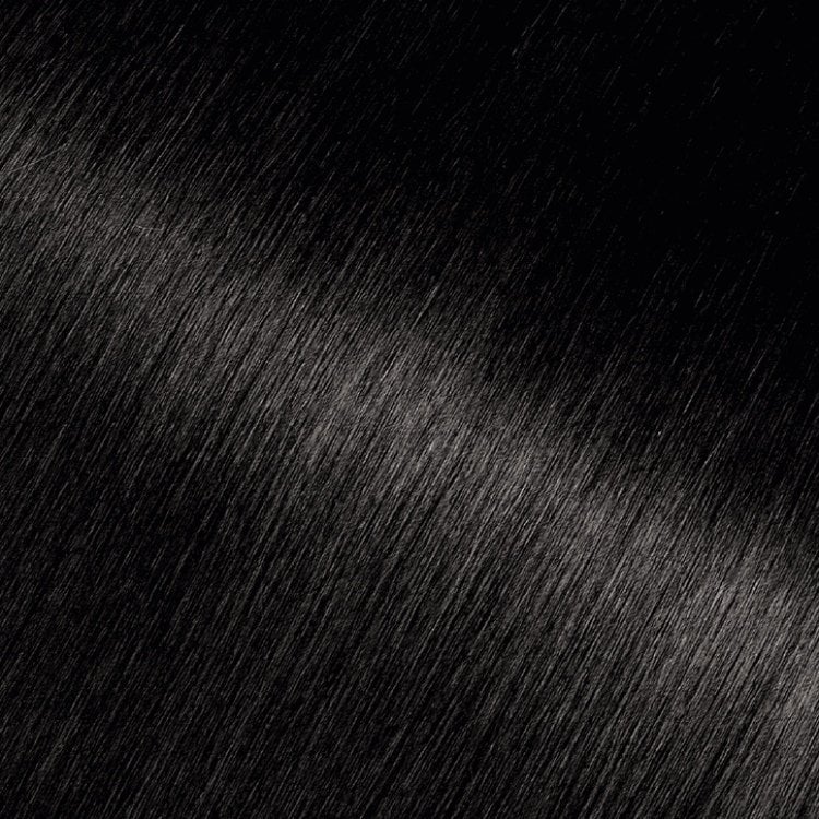 Close-up swatch of Garnier Olia