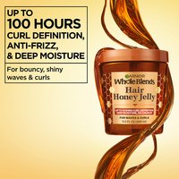 The Garnier Whole Blends Honey Treasures Hair Honey Jelly provides up to 100 hours of curl definition, anti-frizz, and deep moisture for bouncy, shiny waves and curls.