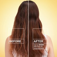 Before and after results when using the Garnier Whole Blends Repairing Milk Honey Spray. Experience up to 100 hours anti-frizz and nourishment after using.
