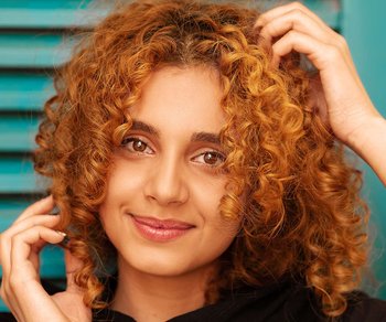 How to take care of curly hair? - Garnier